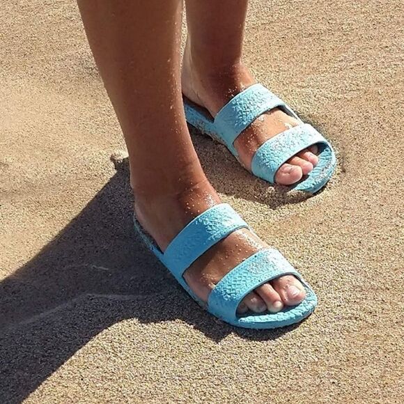 Hawaii J-Slips   - Picture 1 of 9